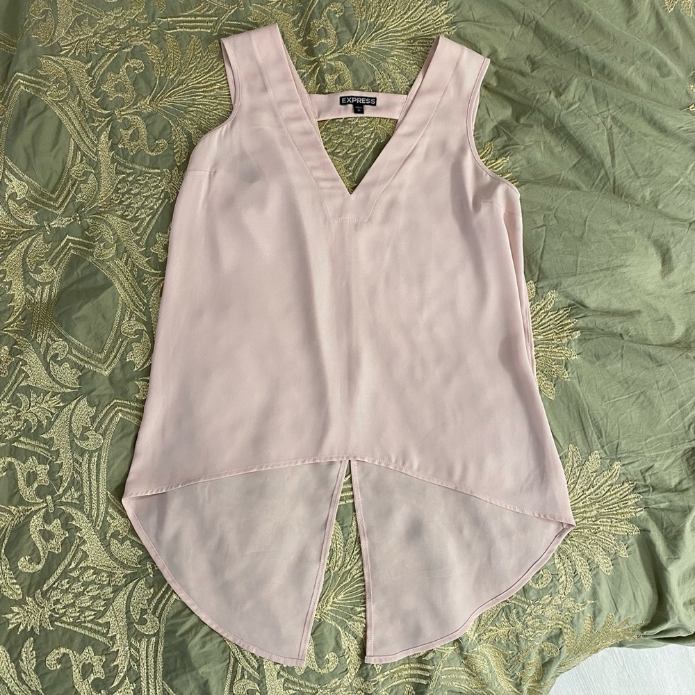 ❗️SOLD❗️Express Top